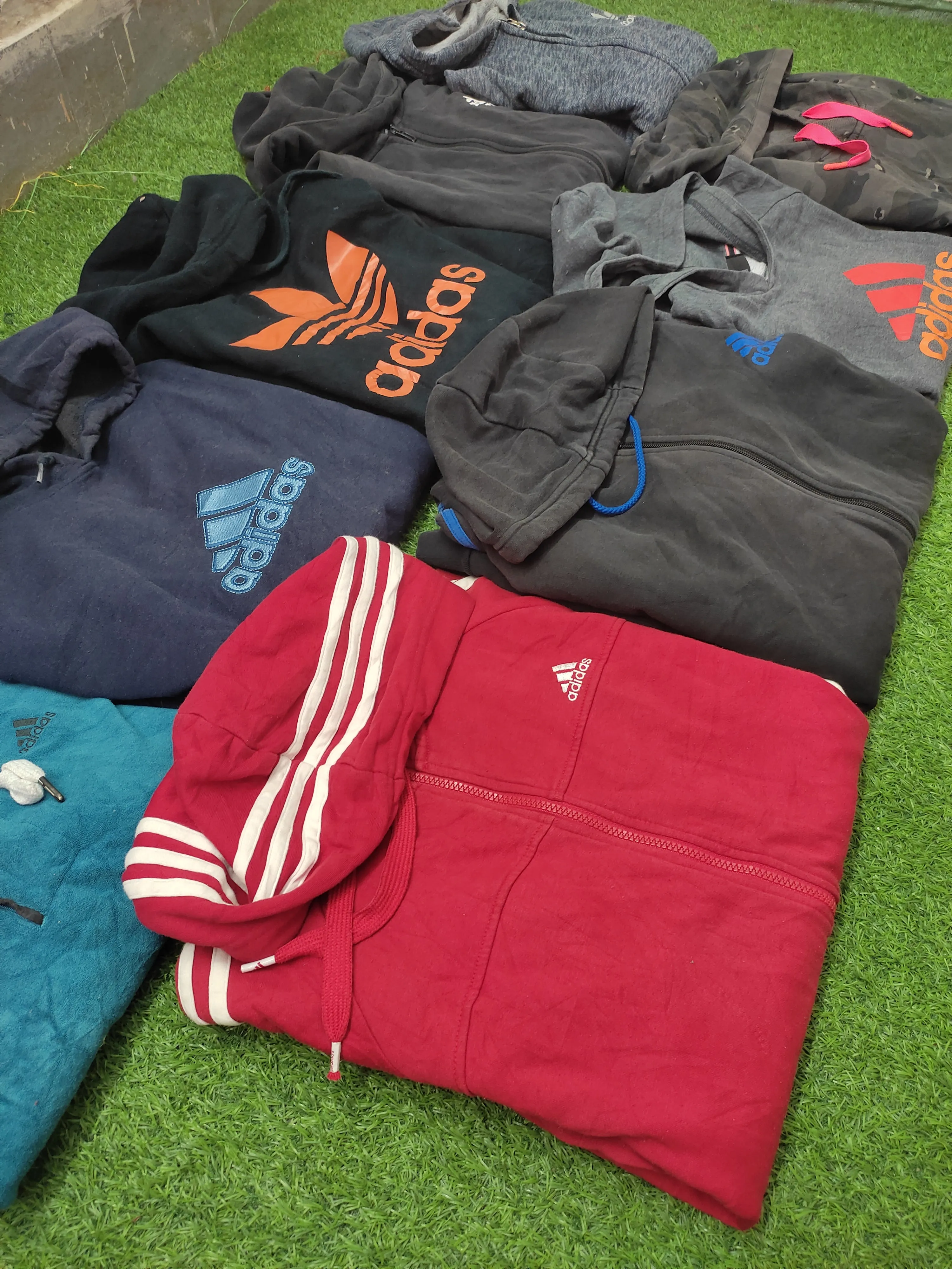 Adidas Hoodie 09 pcs - OVR005