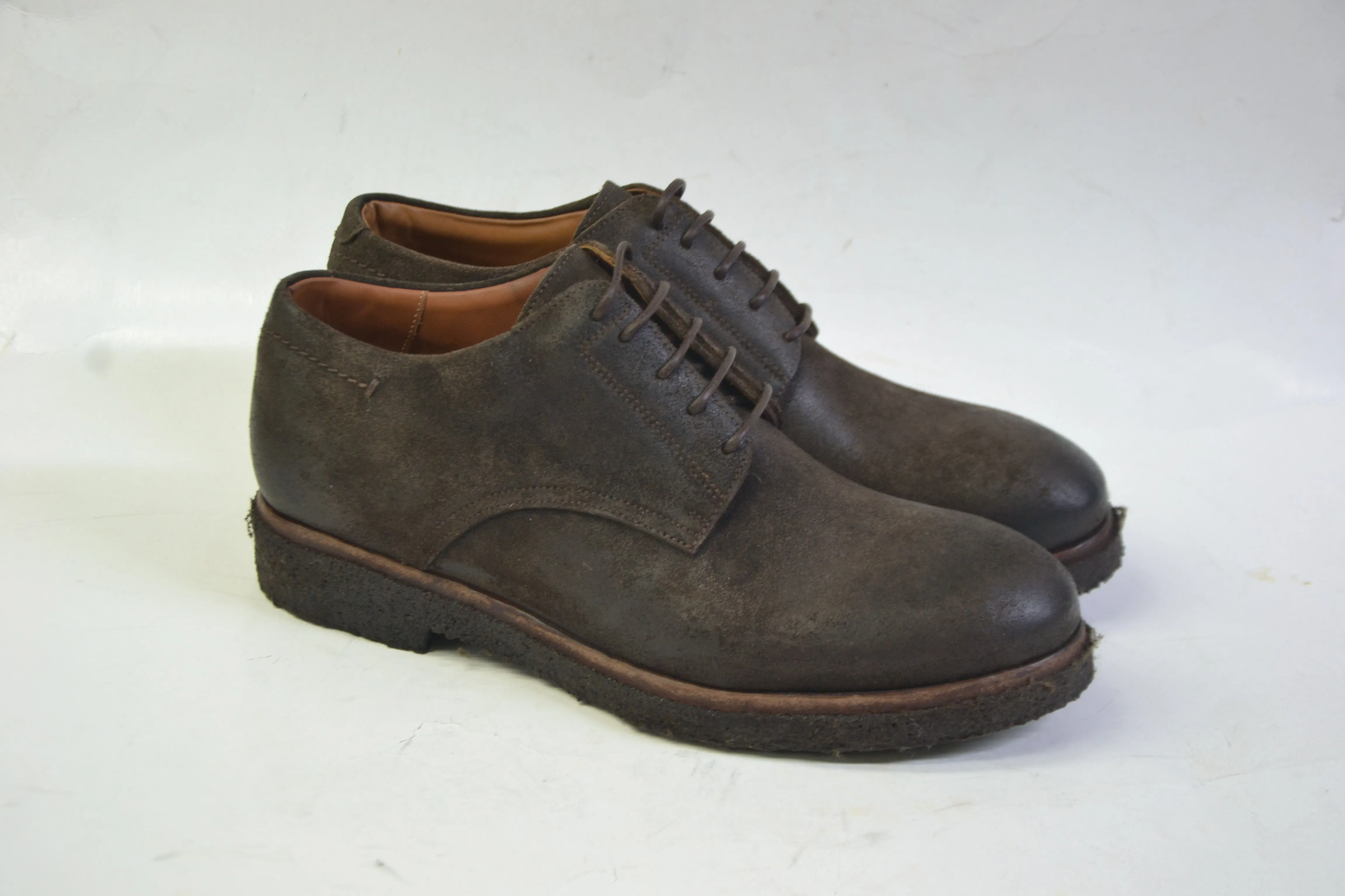 LAST PAIR 42- SUEDE ARABICA NATURAL CREPE DERBY SHOES