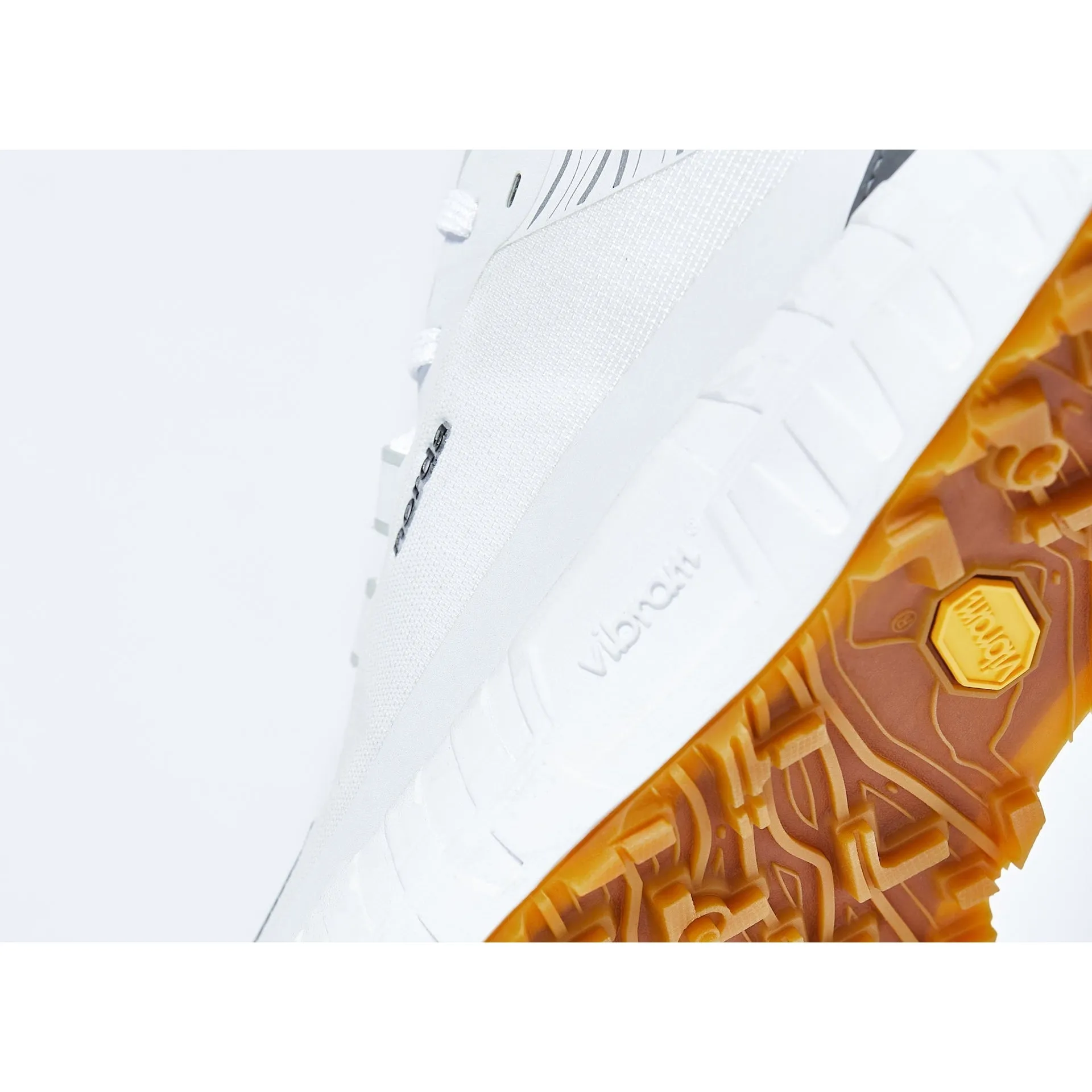 Norda 001 Trail Running Shoe (White Gum)