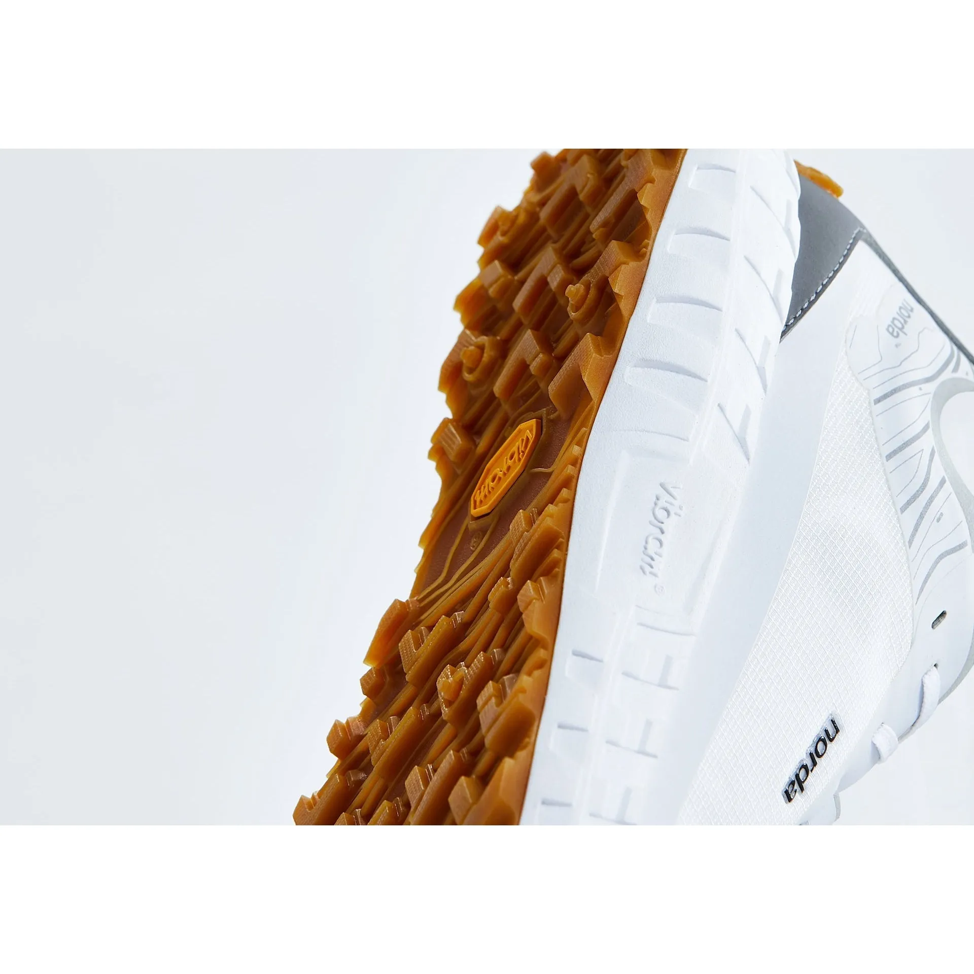 Norda 001 Trail Running Shoe (White Gum)