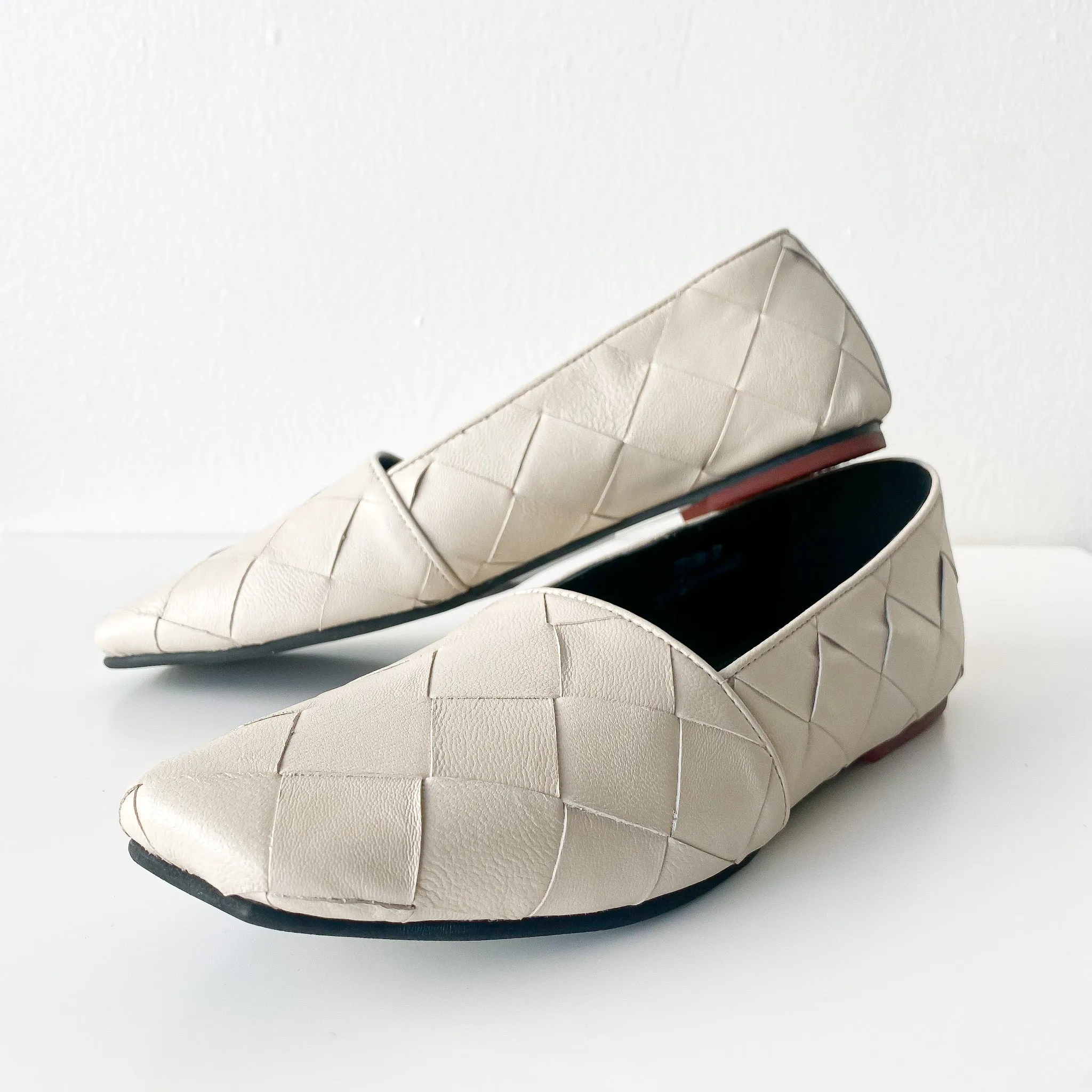 SS23 731088 | Kikka - Mesh Loafers | Yuko Imanishi 